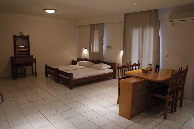 Athina Inn Hersonissos  Luaran gambar